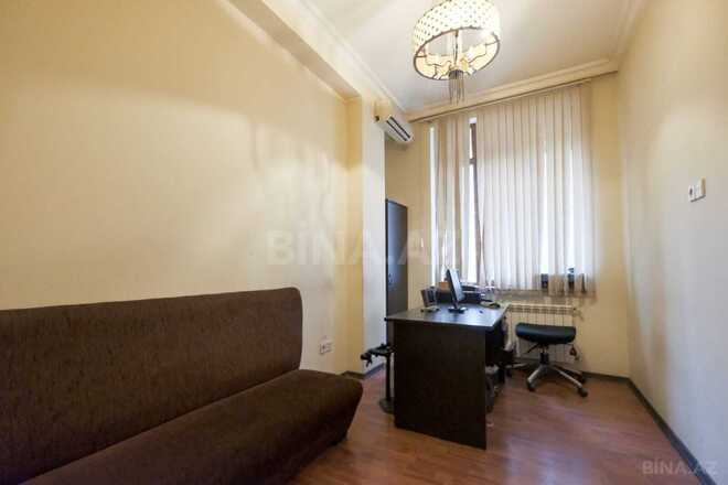 Продаётся 7-комн. офис 167 м², м. Элмляр Академиясы, photo 7 from 19