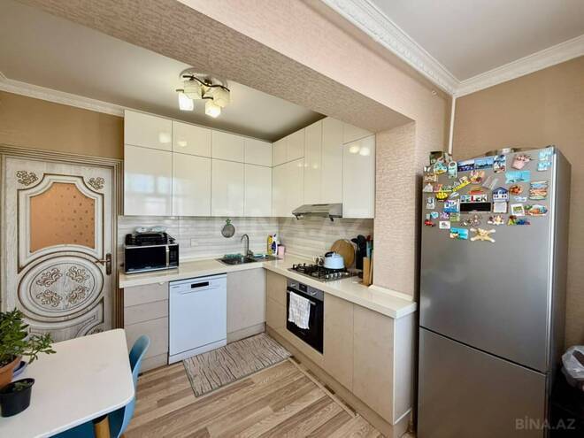 Satılır 2 otaqlı köhnə tikili 65 m², Xalqlar Dostluğu m., photo 15 from 19