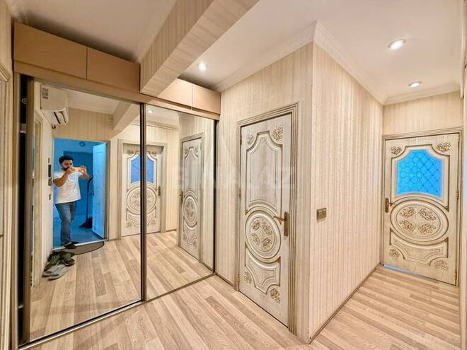 Satılır 2 otaqlı köhnə tikili 65 m², Xalqlar Dostluğu m., photo 12 from 19