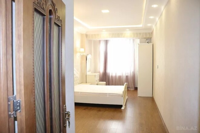 Сдаётся 3-комн. новостройка 150 м², м. Элмляр Академиясы, photo 20 from 32