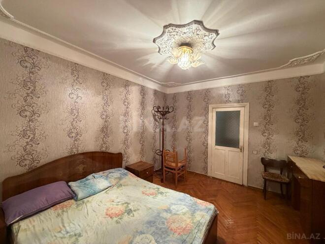 Satılır 2 otaqlı köhnə tikili 65 m², Xalqlar Dostluğu m., photo 8 from 21