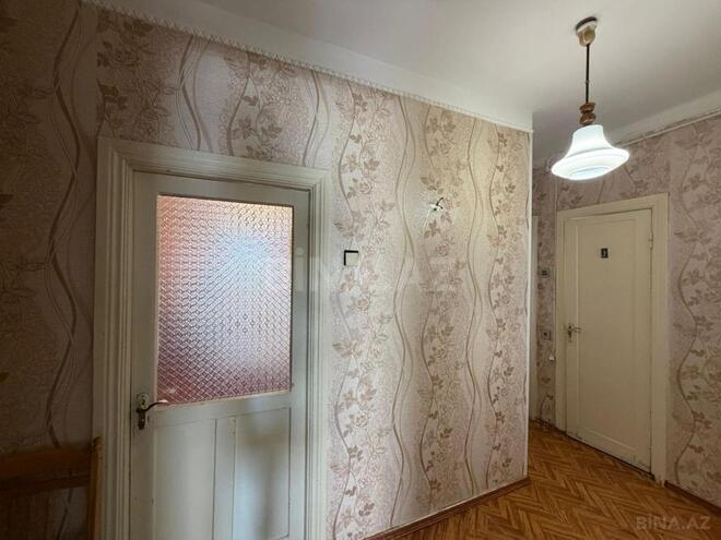 Satılır 2 otaqlı köhnə tikili 65 m², Xalqlar Dostluğu m., photo 18 from 21