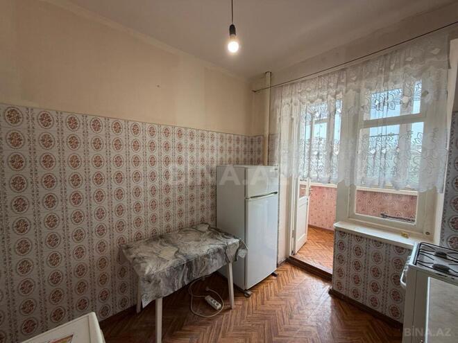 Satılır 2 otaqlı köhnə tikili 65 m², Xalqlar Dostluğu m., photo 10 from 21