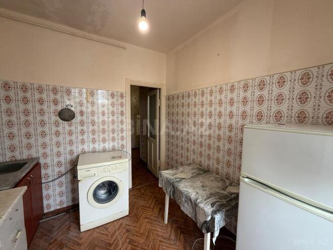 Satılır 2 otaqlı köhnə tikili 65 m², Xalqlar Dostluğu m., photo 12 from 21