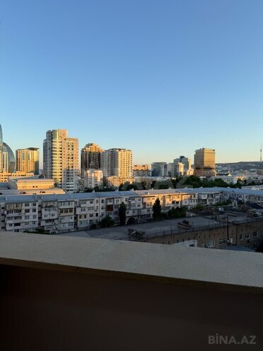 Satılır 4 otaqlı yeni tikili 185 m², 28 May m., photo 1 from 25