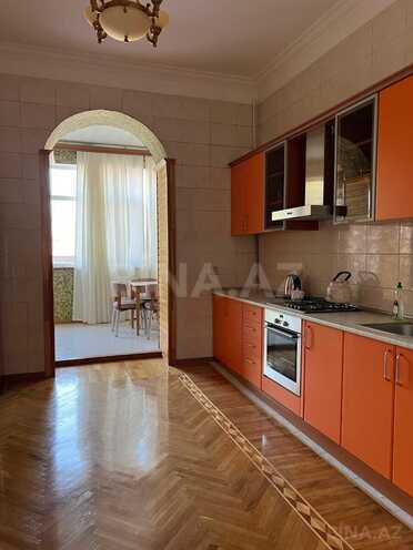 İcarəyə verilir 6 otaqlı həyət evi/bağ evi 600 m², Badamdar q., photo 13 from 31