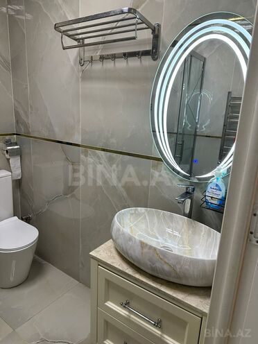 Продаётся 2-комн. новостройка 56 м², м. Кара Караев, photo 6 from 8