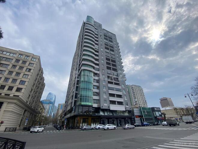 Сдаётся 4-комн. новостройка 250 м², м. 28 мая, photo 1 from 20