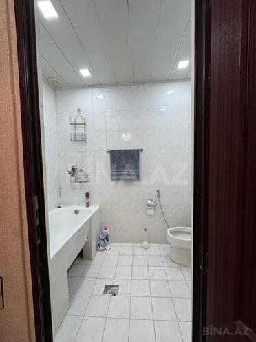 Сдаётся 4-комн. вторичка 110 м², м. Кара Караев, photo 14 from 26