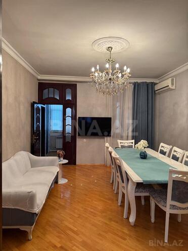 Сдаётся 4-комн. вторичка 110 м², м. Кара Караев, photo 10 from 26