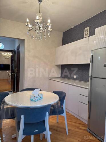 Сдаётся 4-комн. вторичка 110 м², м. Кара Караев, photo 23 from 26