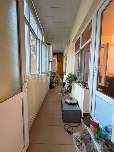 Продаётся 5-комн. вторичка 110 м², м. Ази Асланов, photo 12 from 18