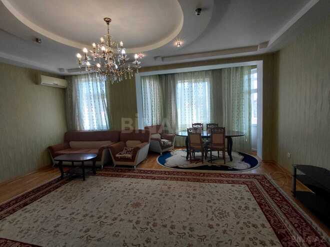 Satılır 3 otaqlı yeni tikili 130 m², İnşaatçılar m., photo 1 from 30