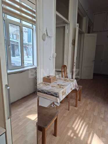 İcarəyə verilir 2 otaqlı köhnə tikili 65 m², Sahil m., photo 8 from 13