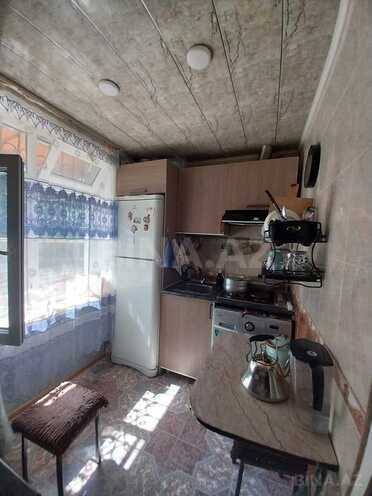 Продаётся 3-комн. вторичка 65 м², м. Нефтчиляр, photo 8 from 12