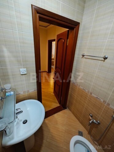 Сдаётся 3-комн. новостройка 130 м², м. Низами, photo 15 from 22