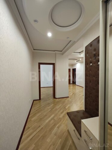 Сдаётся 3-комн. новостройка 130 м², м. Низами, photo 12 from 22