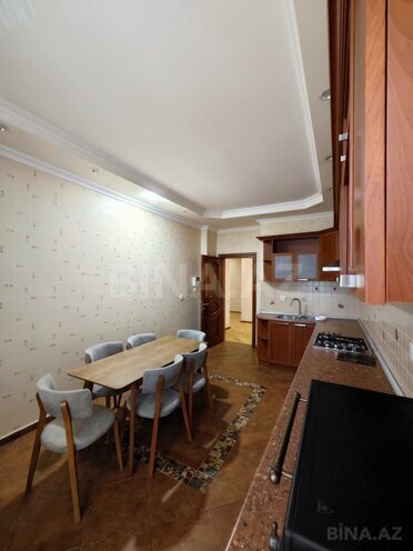 Сдаётся 3-комн. новостройка 130 м², м. Низами, photo 8 from 22