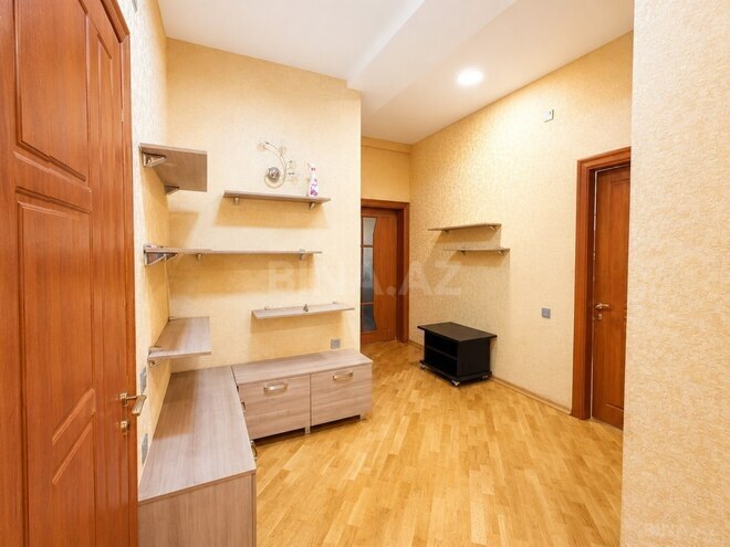 Сдаётся 3-комн. новостройка 150 м², м. Элмляр Академиясы, photo 9 from 15