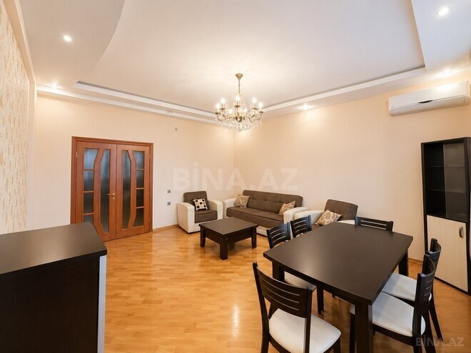 Сдаётся 3-комн. новостройка 150 м², м. Элмляр Академиясы, photo 4 from 15