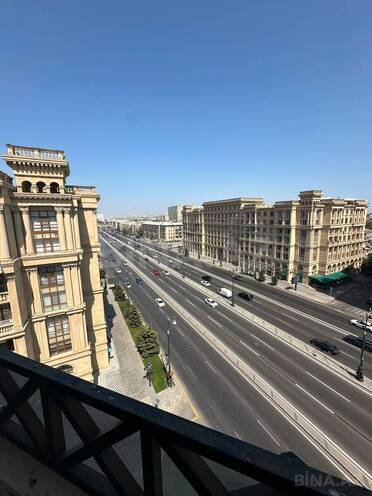 Сдаётся 5-комн. новостройка 235 м², м. Нариман Нариманов, photo 1 from 28