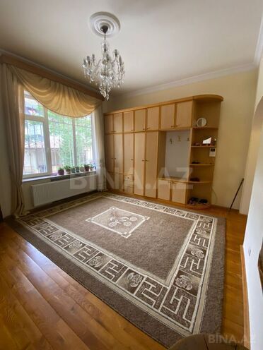 Satılır 6 otaqlı həyət evi/bağ evi 400 m², Qaraçuxur q., photo 8 from 19