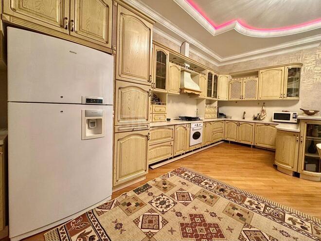 Satılır 14 otaqlı həyət evi/bağ evi 1 875 m², Novxanı q., photo 17 from 32
