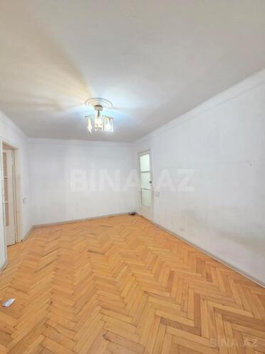Satılır 2 otaqlı köhnə tikili 43 m², Elmlər Akademiyası m., photo 1 from 9