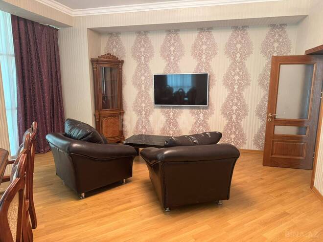 Сдаётся 2-комн. новостройка 130 м², Насиминский  р., photo 3 from 13