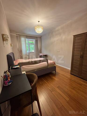 Продаётся 3-комн. новостройка 130 м², м. Низами, photo 1 from 19
