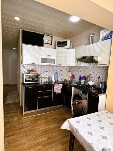 Продаётся 3-комн. вторичка 90 м², м. Ази Асланов, photo 14 from 23