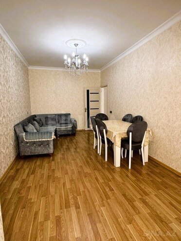 Продаётся 3-комн. вторичка 90 м², м. Ази Асланов, photo 3 from 23