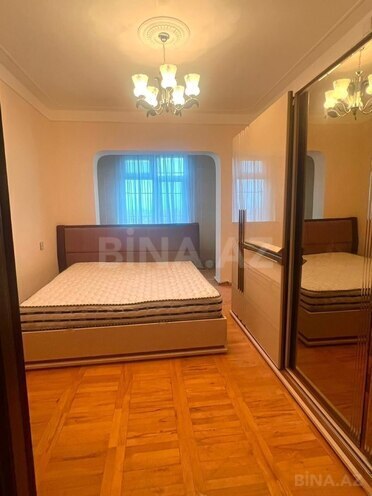Сдаётся 2-комн. вторичка 70 м², Бинагадинский р., photo 7 from 12