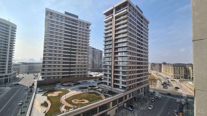Satılır 3 otaqlı yeni tikili 157 m², Ağ şəhər q., photo 1 from 8