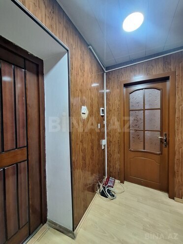 Satılır 2 otaqlı köhnə tikili 46 m², İnşaatçılar m., photo 18 from 26