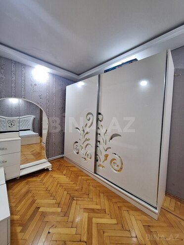 Satılır 2 otaqlı köhnə tikili 46 m², İnşaatçılar m., photo 14 from 26