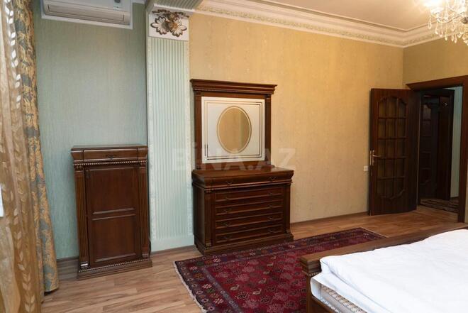 İcarəyə verilir 8 otaqlı həyət evi/bağ evi 400 m², Bibiheybət q., photo 19 from 25