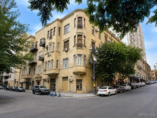 Satılır 3 otaqlı köhnə tikili 110 m², İçəri Şəhər m., photo 1 from 15