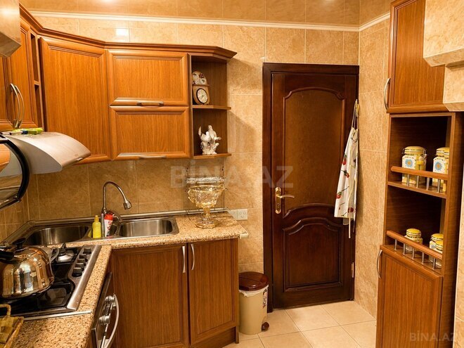 Сдаётся 3-комн. вторичка 75 м², м. Нариман Нариманов, photo 6 from 9