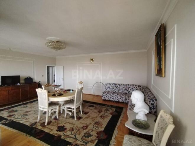 Продаётся 4-комн. вторичка 125 м², м. 20 января, photo 4 from 14