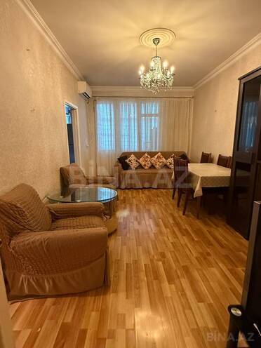 İcarəyə verilir 2 otaqlı köhnə tikili 50 m², İnşaatçılar m., photo 1 from 11