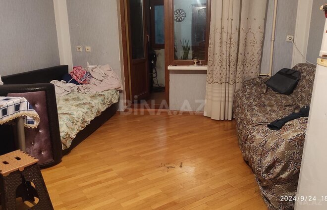 Сдаётся 3-комн. вторичка 80 м², м. Иншаатчылар, photo 1 from 8