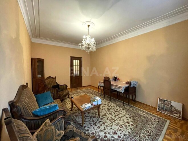 Satılır 2 otaqlı köhnə tikili 60 m², Gənclik m., photo 3 from 14