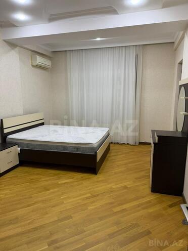 Сдаётся 3-комн. новостройка 110 м², м. Ичеришехер, photo 8 from 16