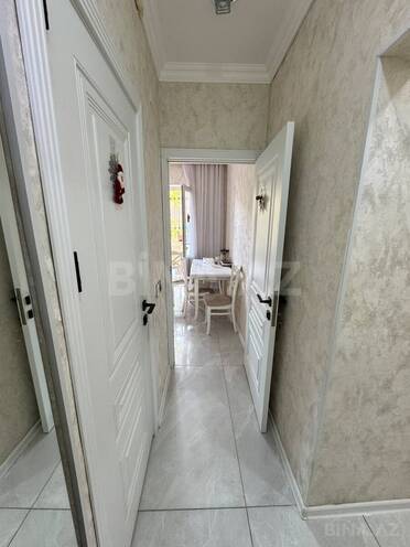Продаётся 2-комн. вторичка 60 м², м. Иншаатчылар, photo 10 from 20