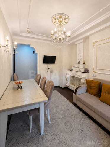 Продаётся 3-комн. вторичка 45 м², м. Мемар Аджеми, photo 1 from 10