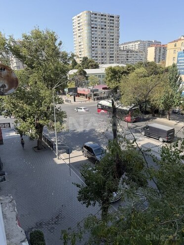 İcarəyə verilir 2 otaqlı köhnə tikili 62 m², Nəriman Nərimanov m., photo 11 from 18