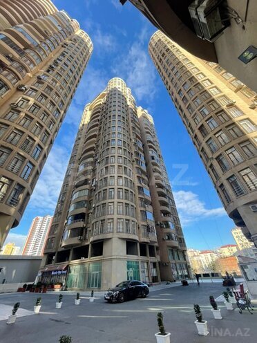 Satılır 3 otaqlı yeni tikili 156 m², Şah İsmayıl Xətai m., photo 1 from 6