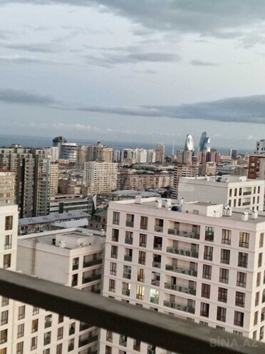 Продаётся 3-комн. новостройка 150 м², м. Иншаатчылар, photo 1 from 31