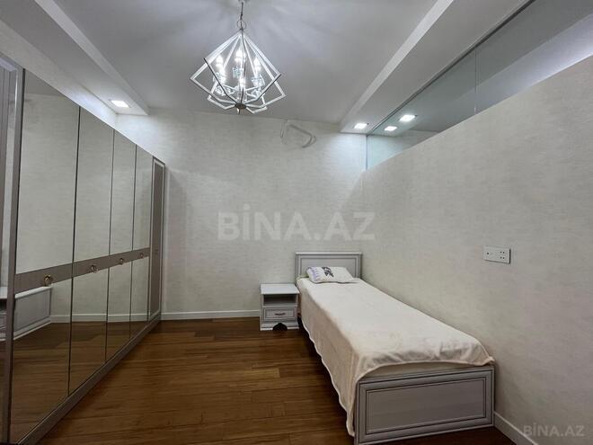 Сдаётся 3-комн. новостройка 110 м², м. 8 ноября, photo 18 from 32